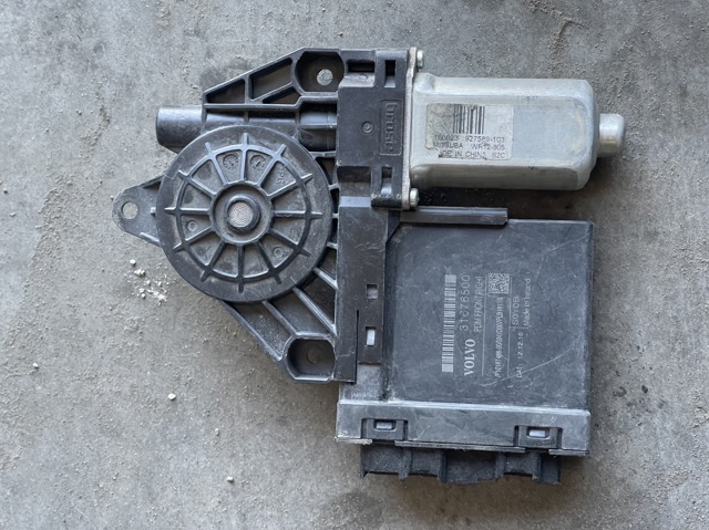 31676500 VOLVO купить в Тернополь