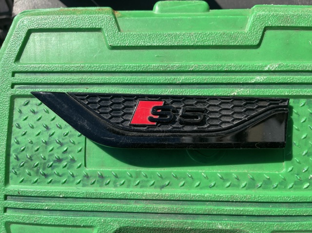 8W6853602C VAG