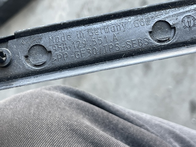 95B129551A PORSCHE купить в Черновцы