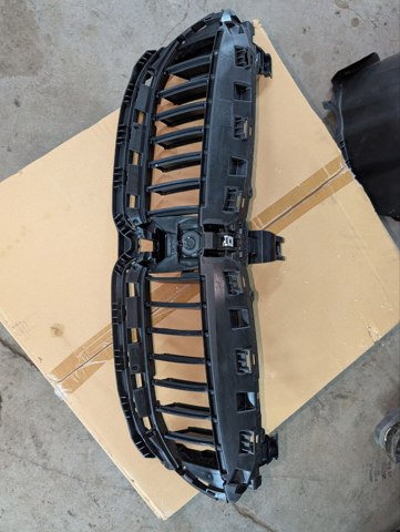 51745A22C63 BMW Жалюзи радиатора охлаждения купить в Тернополь