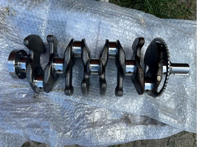 MAZDA PE0211300A Коленвал в наличии Черкассы