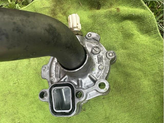 MAZDA PYFA15010B Помпа водяная (насос) охлаждения в наличии Ужгород