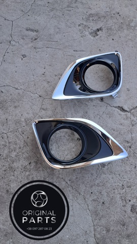 Решетка бампера переднего левая 520400T010 TOYOTA