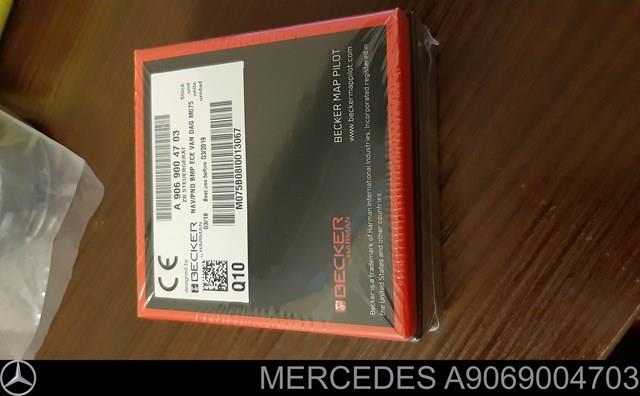 Блок управления навигацией A9069004703 MERCEDES