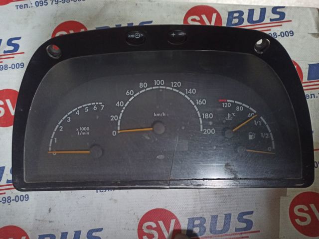 Щиток приборов 0014463921 MERCEDES