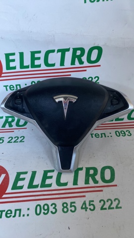 TESLA 102338100F Подушка безопасности водителя в наличии Украина