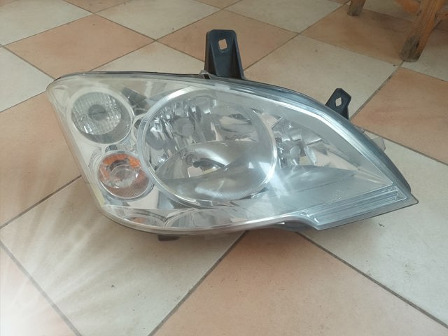 Фара комбинированная, передняя 6398201961 MERCEDES