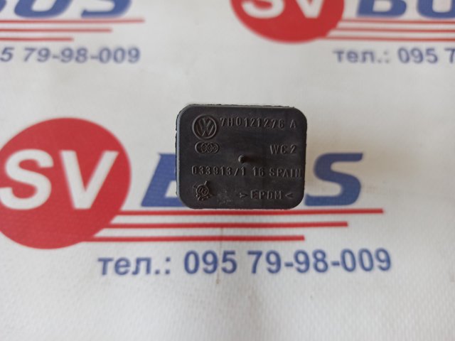 VAG 7H0121276A Кронштейн радиатора верхний в наличии Ирпень