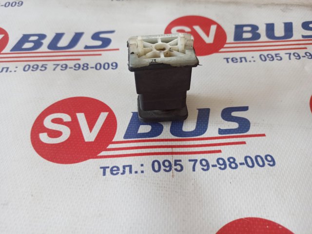 Подушка крепления радиатора 7H0121276A VAG