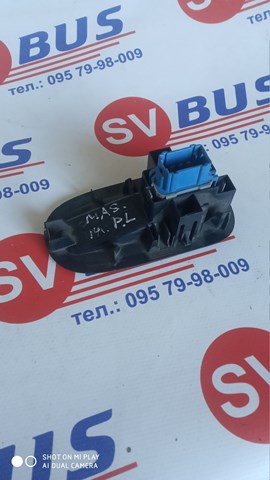 8200548968 RENAULT Кнопочный блок управления стеклоподъемником передний правый купить в Павлоград