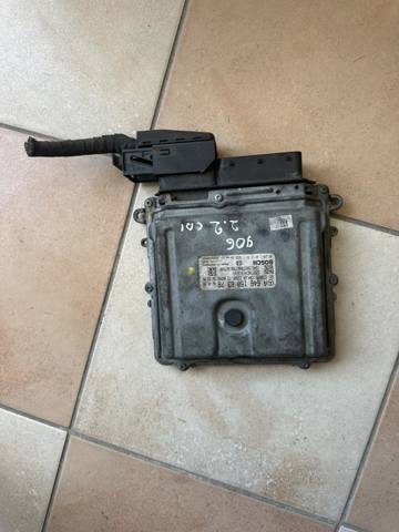 Компьютер двигателя A6461506378 MERCEDES