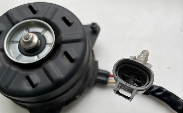 163630R020 TOYOTA Мотор вентилятора системы охлаждения купить в Черкассы