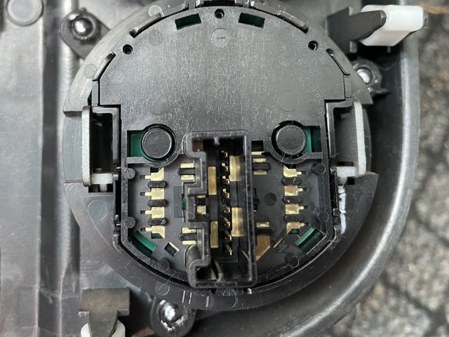 NISSAN 25535EQ000 Кнопка включения полного привода в наличии Днепр
