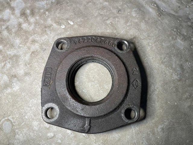 Сальник полуоси переднего моста, левой 300934 PEUGEOT