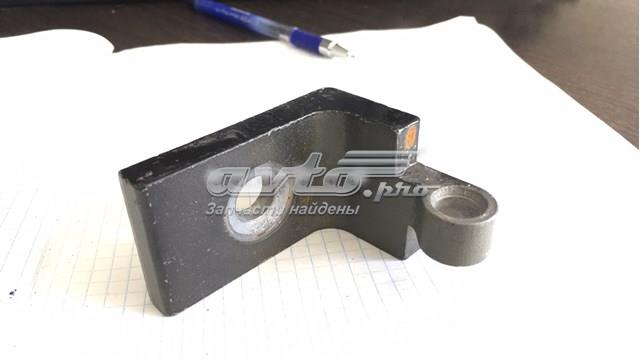 Петля передней двери, левой 41517205551 BMW