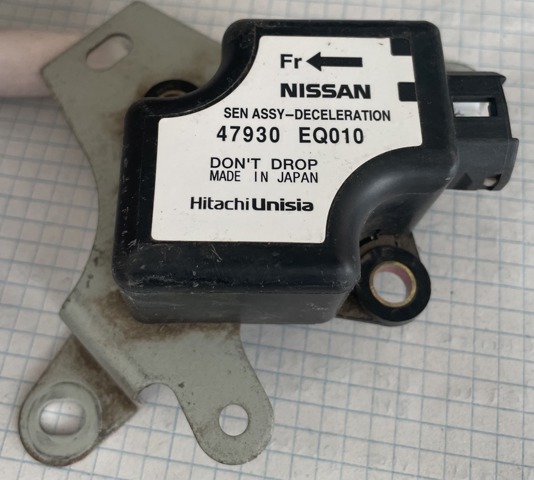 Датчик продольного ускорения 47930EQ010 NISSAN