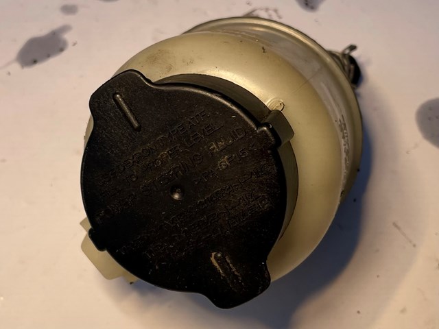Бачок ГУР 491804M403 NISSAN