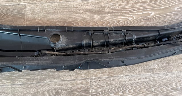 NISSAN 668623NA0A Решетка дворников в наличии Полтава