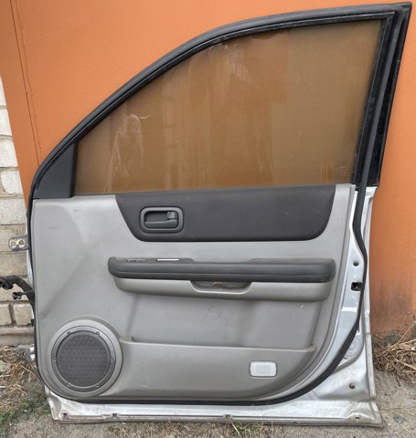 H01008H7MM NISSAN Дверь передняя правая купить в Львов
