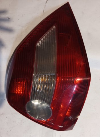 Фонарь задний правый 8200142681 RENAULT