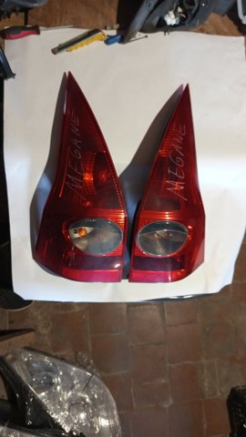 Задний левый стоп 8200142684 RENAULT