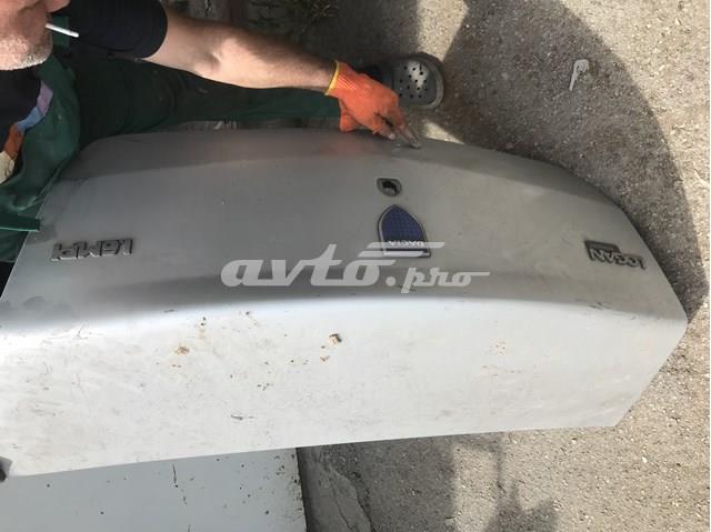 901006731R Крышка багажника купить Киев