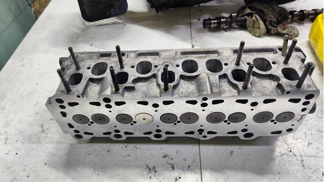VAG 076103351E ГБЦ в наличии Черкассы