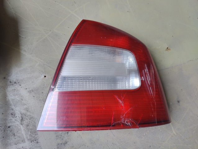 Задняя правая фара 1Z5945112B VAG