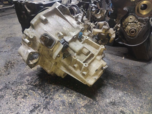 КПП в сборе 321008H800 NISSAN