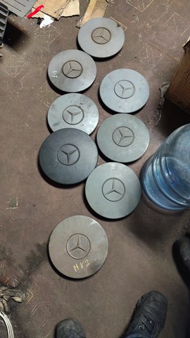Колпаки на колеса 6384010325 MERCEDES