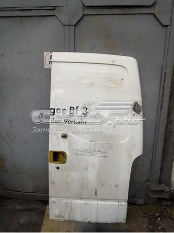 Дверь задняя багажная 7751477917 RENAULT