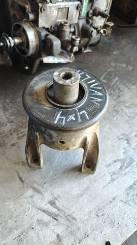 Подушка двигателя 7E0199849B VAG