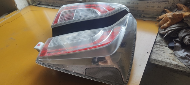 TOYOTA 8155147170 Фонарь задний правый в наличии Николаев