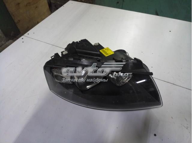 VAG 8P0941004D Правая фара в наличии Львов