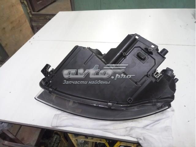 VAG 8P0941004D Правая фара в наличии Одесса