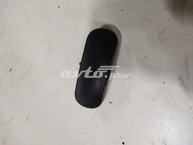 Сопло омывателя лобового стекла правое 8W0955988A VAG