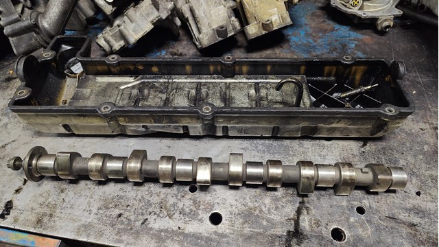 Крышка клапанная A6020102330 MERCEDES