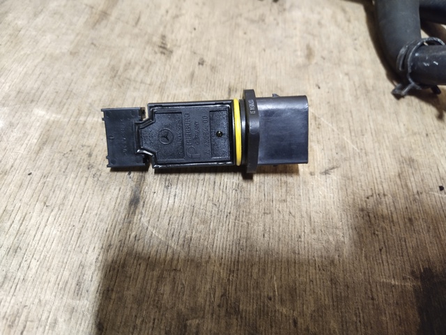 Расходомер воздуха A6110940048 MERCEDES