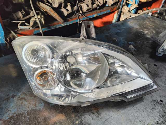 6398201961 MERCEDES Фара правая купить в Запорожье