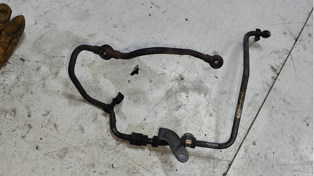 Подача масляная труба A6511801220 MERCEDES