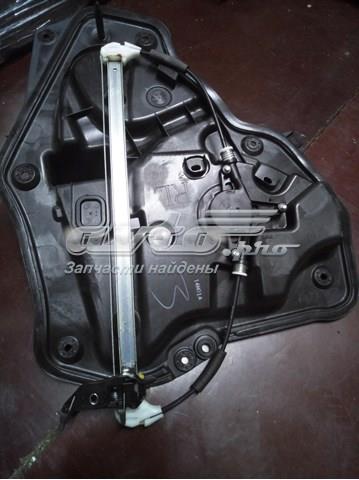 Стеклоподъемник левой задней двери GHP973590A MAZDA