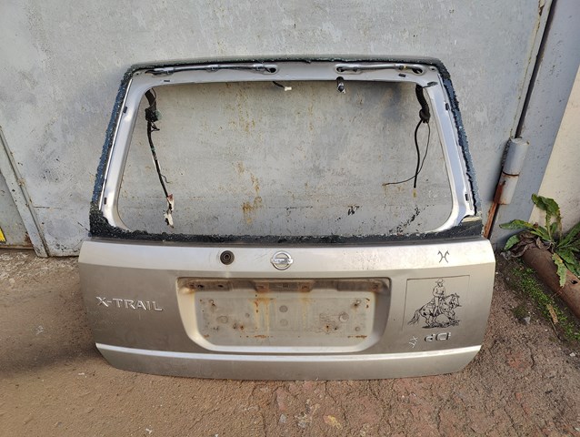 Пятая дверь K01008H7MM NISSAN