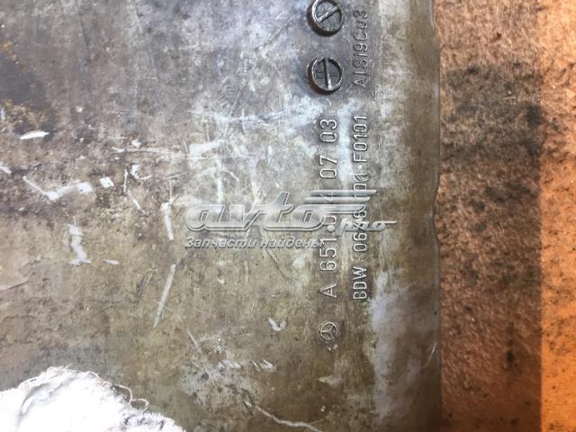 Защита двигателя A6510141402 MERCEDES