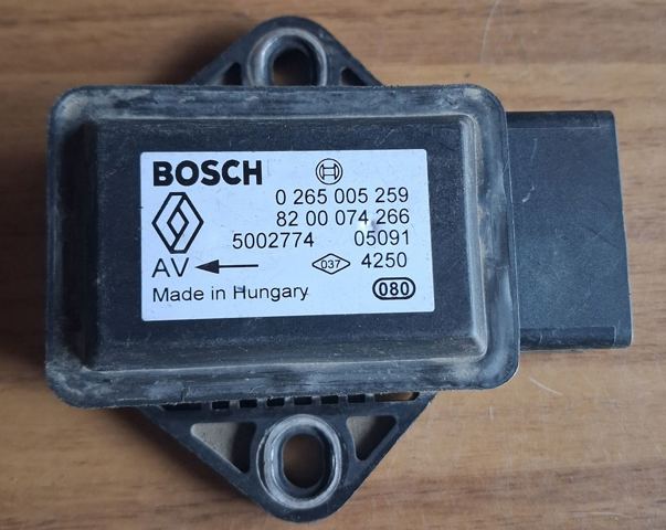 RENAULT 8200074266 Датчик поперечного ускорения (ESP) в наличии Днепр