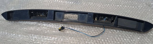 RENAULT 8200140480 Накладка крышки багажника в наличии Украина