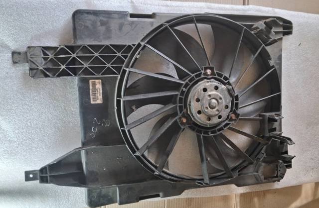 Вентилятор охлаждения 8200151465 RENAULT