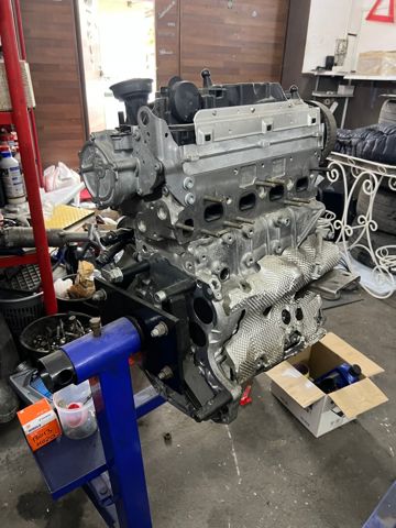 Двигатель в сборе 05L100031J VAG