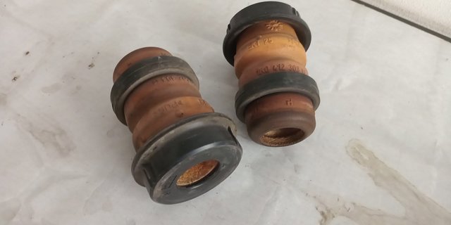 1K0412303G VAG Буфер (отбойник) амортизатора переднего купить в Черновцы