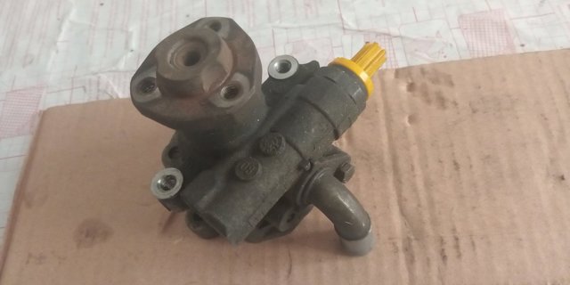 VAG 2K0422154A Насос ГУР в наличии Запорожье