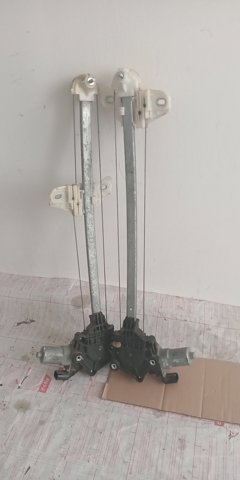 Стеклоподъемник задней левой двери 72710T2AA03 HONDA